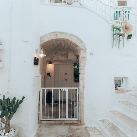 Grotta Carlotta Bed & Breakfast Ostuni Exterior foto