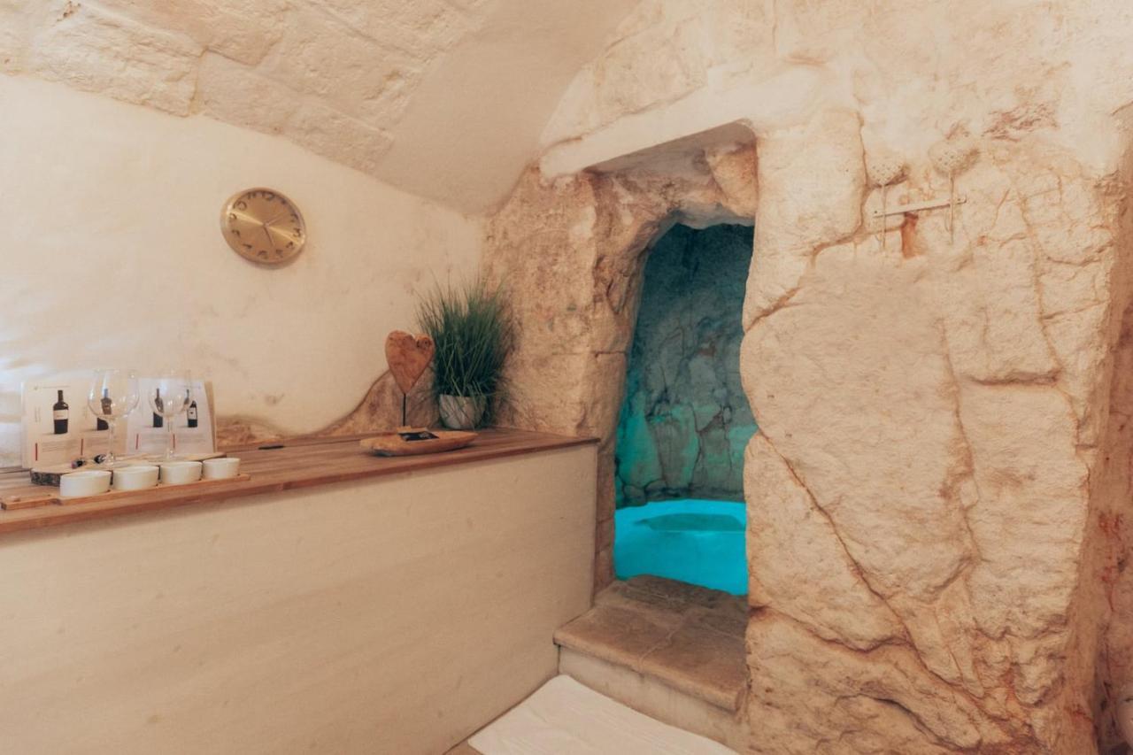 Grotta Carlotta Bed & Breakfast Ostuni Exterior foto